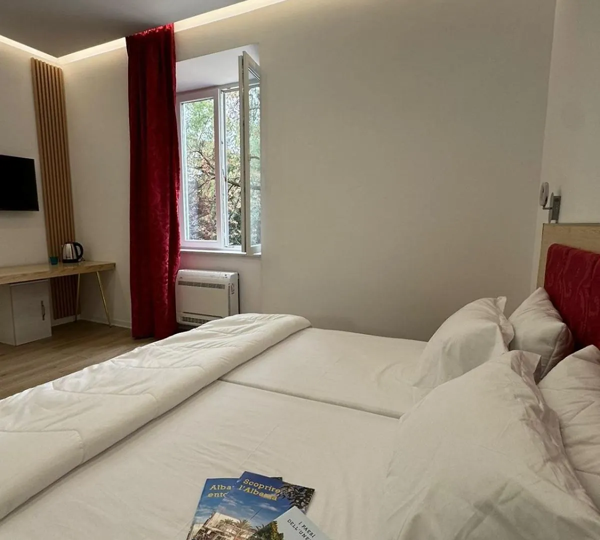Blloku Room Moskat 2 Tirana